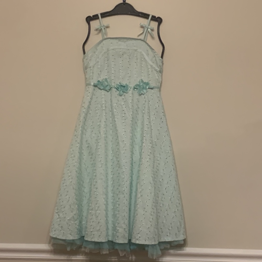 Bonnie Jean Girls' Embroidered Mesh to Tulle Dress Sleeves Size 12
